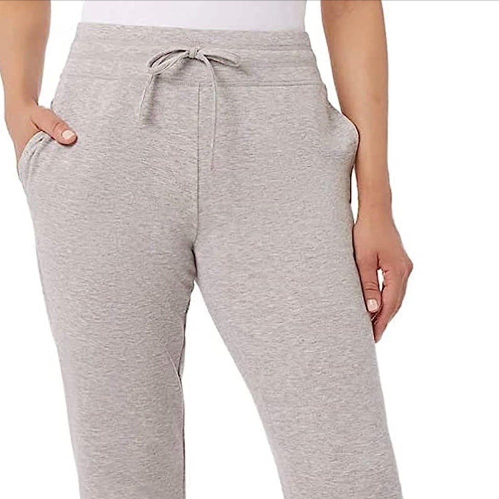 32 DEGREES Cool Women's Soft Jogger Pant with Pockets